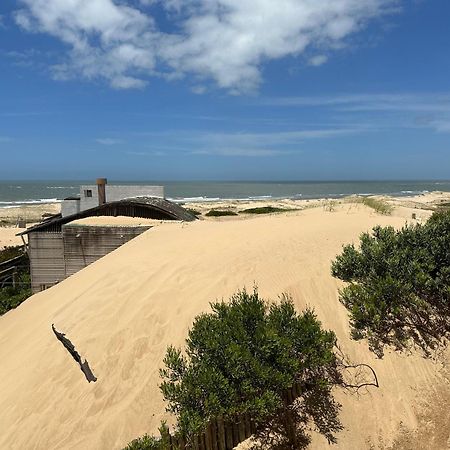 Ojos De La Viuda Apartment Punta Del Diablo Bagian luar foto