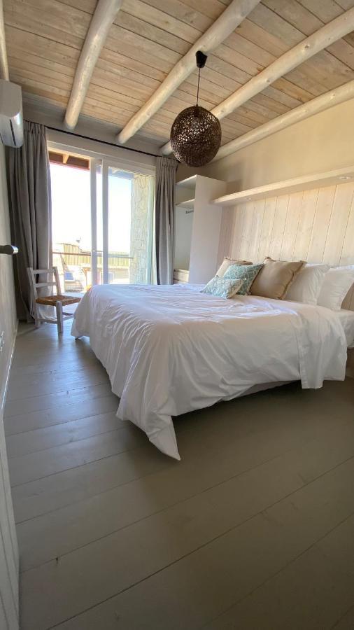 Ojos De La Viuda Apartment Punta Del Diablo Bagian luar foto