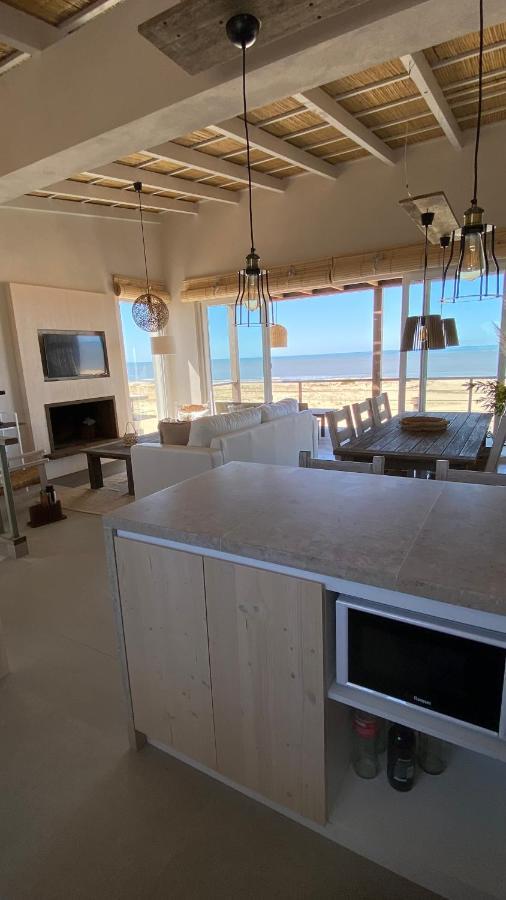 Ojos De La Viuda Apartment Punta Del Diablo Bagian luar foto