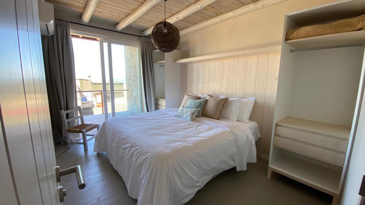 Ojos De La Viuda Apartment Punta Del Diablo Bagian luar foto